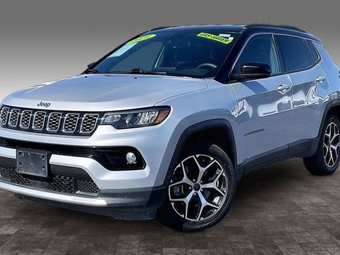 Used 2025 Jeep Compass Limited image 1