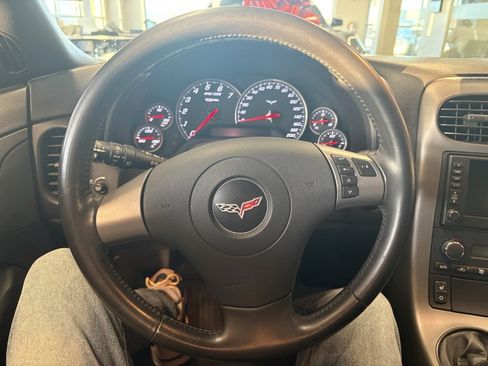 Used 2007 Chevrolet Corvette Z06 w/ Preferred Equipment Group image 13