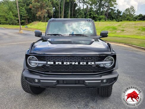 Used 2025 Ford Bronco Outer Banks w/ Sasquatch Package AWD/4WD image 9