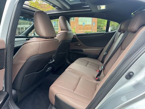 Used 2025 Lexus ES 350 Ultra Luxury FWD image 26