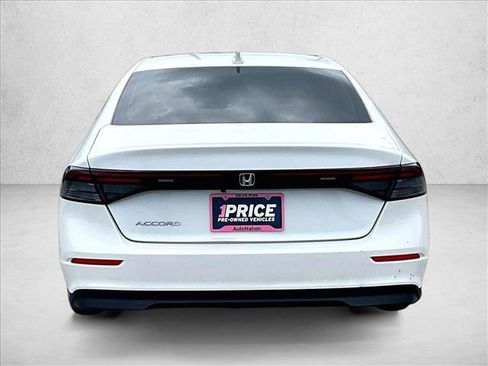 Used 2024 Honda Accord EX image 4