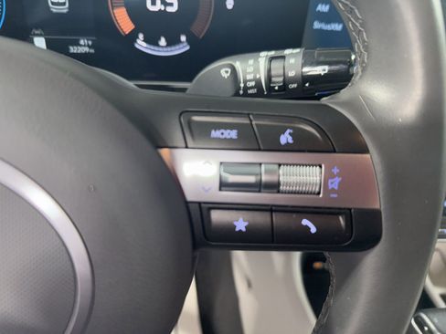 Used 2025 Hyundai Kona SEL image 27