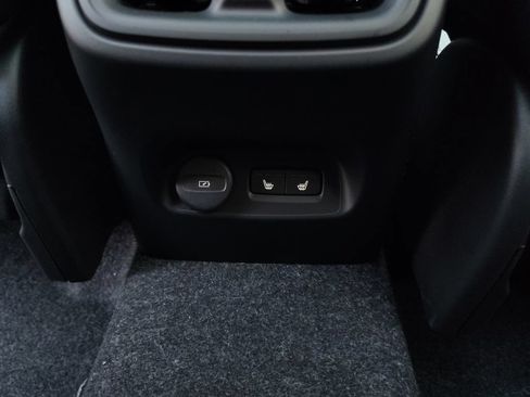 New 2026 Volvo XC40 B5 Plus w/ Protection Package Premier AWD/4WD image 26