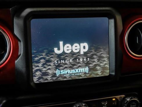 Used 2022 Jeep Gladiator Rubicon w/ Trailer Tow Package AWD/4WD image 25
