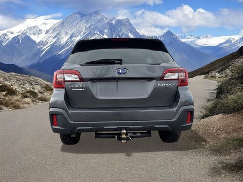 Used 2018 Subaru Outback 2.5i image 4