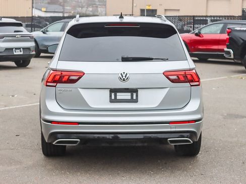 Used 2021 Volkswagen Tiguan SE R-Line image 3