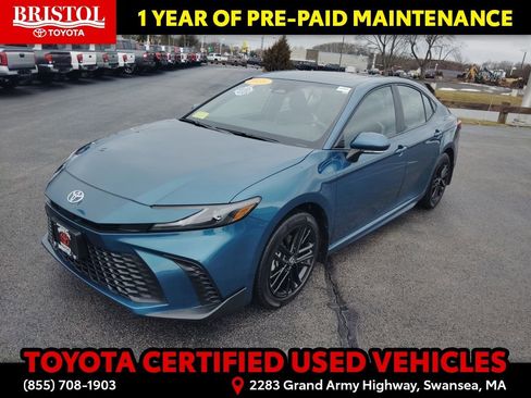 Certified 2025 Toyota Camry SE w/ Convenience Package image 3