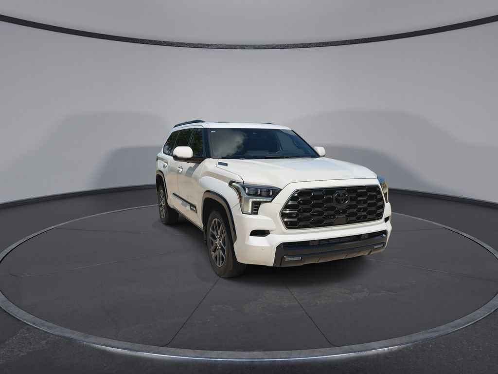 Used 2023 Toyota Sequoia Platinum AWD/4WD image 3