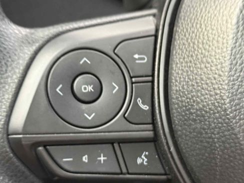 Used 2025 Toyota Corolla LE FWD image 46