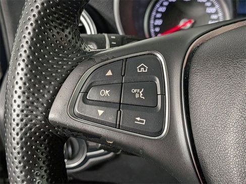 Used 2018 Mercedes-Benz C 300 C 300 image 19