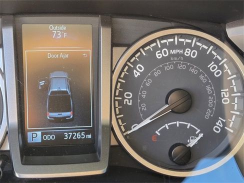 Certified 2023 Toyota Tacoma 2WD Double Cab image 19