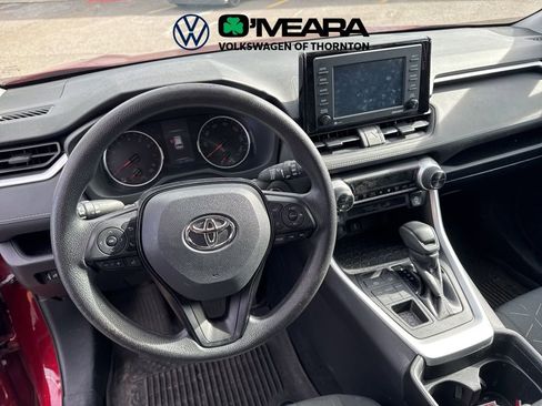 Used 2021 Toyota RAV4 XLE image 8