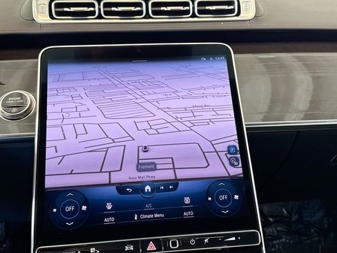 Certified 2022 Mercedes-Benz S 500 4MATIC image 13