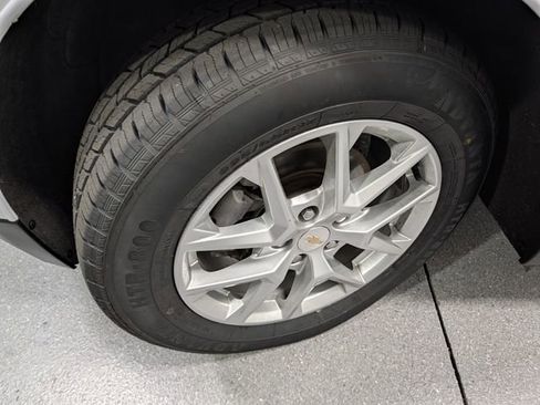 Certified 2023 Chevrolet Equinox LT AWD/4WD image 8