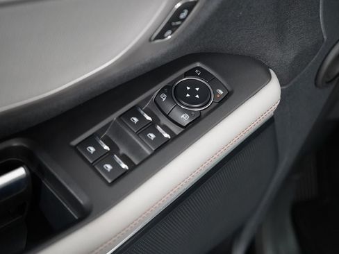 Certified 2025 Ford Expedition Active AWD/4WD image 28
