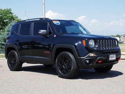 Used 2018 Jeep Renegade Trailhawk AWD/4WD image 7