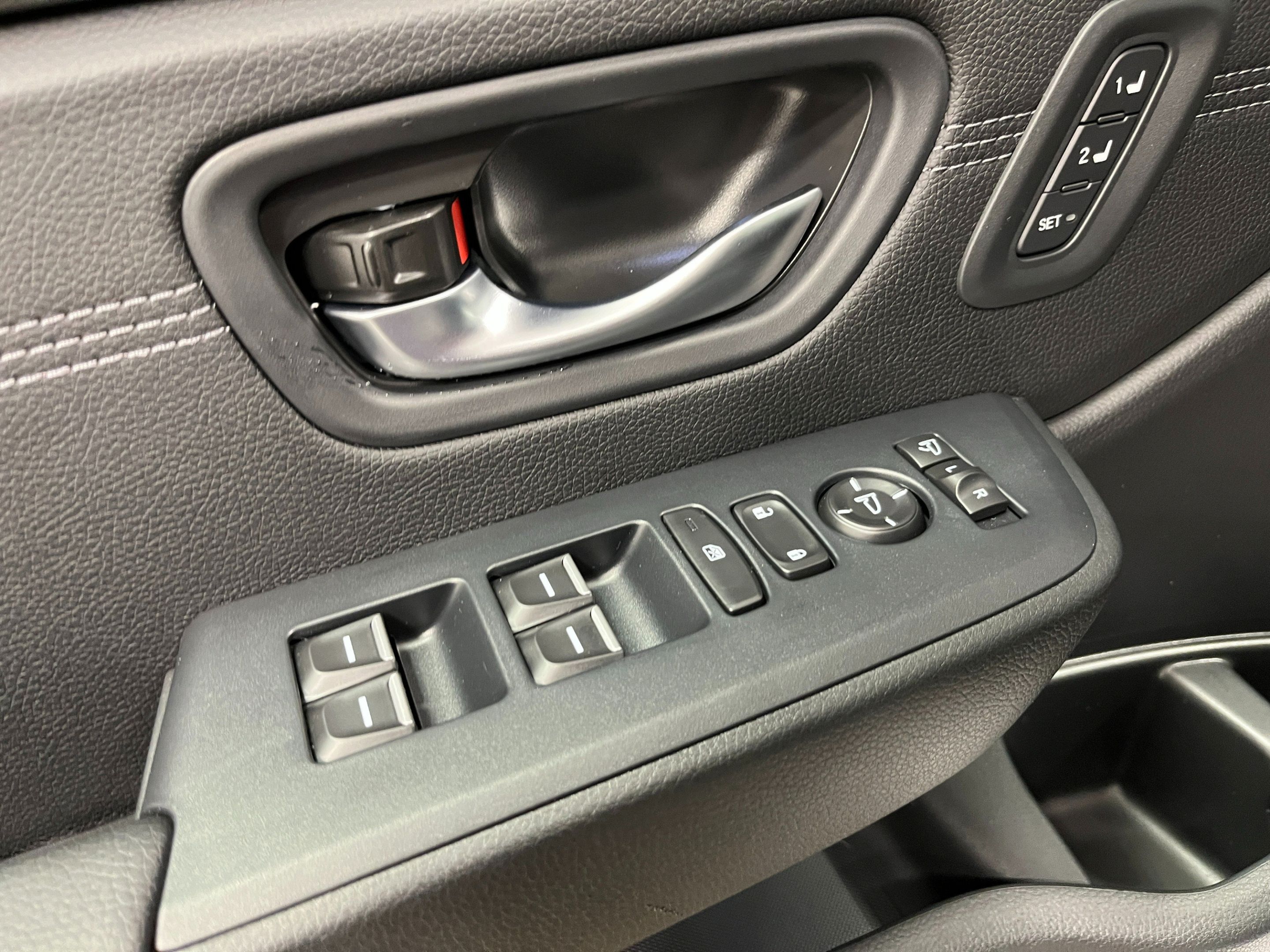 New 2026 Honda Pilot Touring image 10