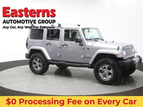 Used 2017 Jeep Wrangler Unlimited Sahara w/ Max Tow Package AWD/4WD image 50