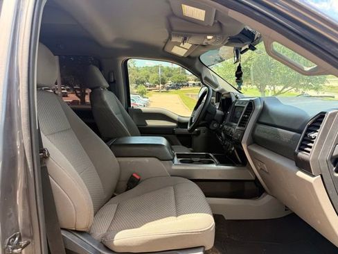 Certified 2022 Ford F250 XLT w/ XLT Value Package AWD/4WD image 10