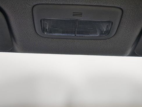Used 2011 Toyota Corolla LE FWD image 29