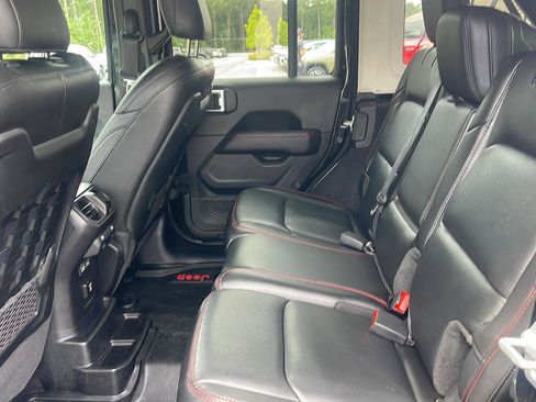 Used 2021 Jeep Wrangler Unlimited Rubicon AWD/4WD image 35