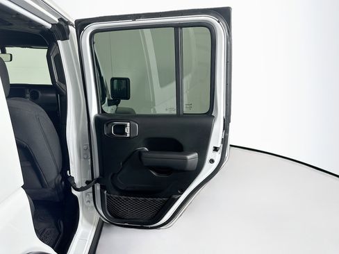 Used 2023 Jeep Wrangler Unlimited w/ Sun & Screen Package AWD/4WD image 29