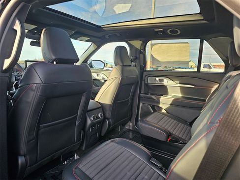 New 2026 Ford Explorer ST-Line image 12