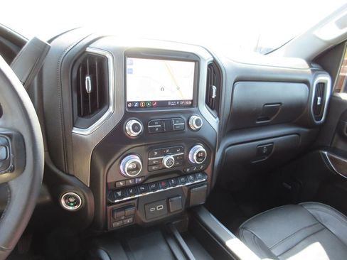 Certified 2021 GMC Sierra 3500 Denali w/ Denali Ultimate Package AWD/4WD image 35