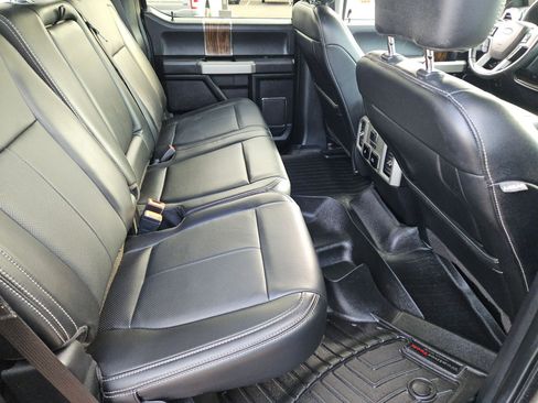 Used 2019 Ford F150 Lariat w/ Equipment Group 502A Luxury image 23