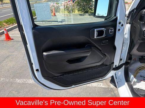 Used 2024 Jeep Wrangler Unlimited Sport AWD/4WD image 10
