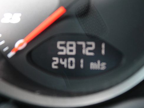 Used 2005 Porsche Boxster RWD image 9