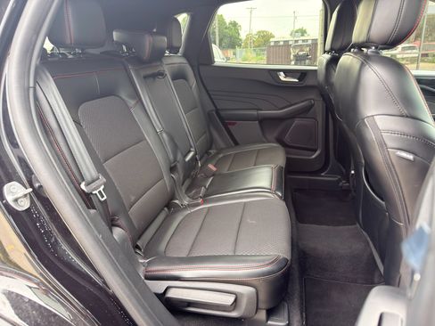Used 2024 Ford Escape ST-Line AWD/4WD image 24