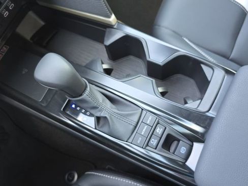 Used 2026 Toyota Camry SE w/ Convenience Package image 24