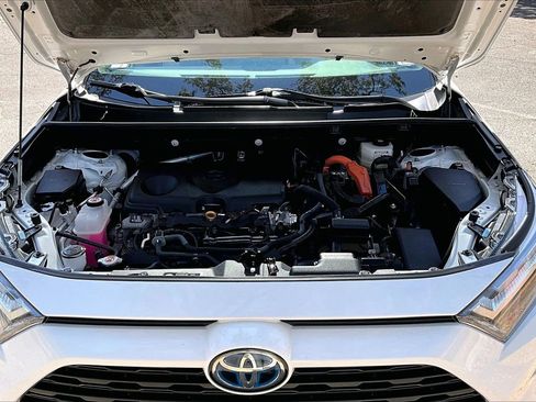Used 2022 Toyota RAV4 XLE image 31