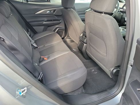 New 2026 Chevrolet Equinox EV LT image 15