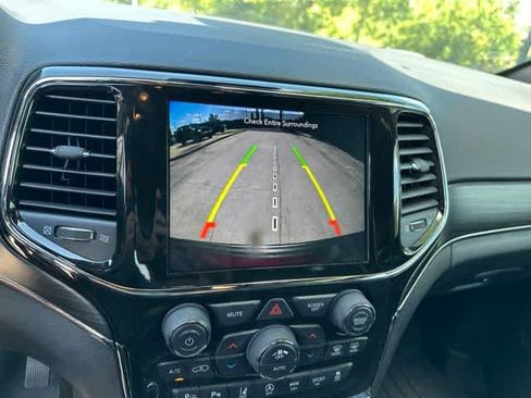 Certified 2021 Jeep Grand Cherokee Limited w/ Quick Order Package 28K 80th AWD/4WD image 10