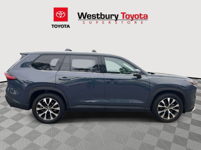 Certified 2025 Toyota Grand Highlander AWD Hybrid image 7