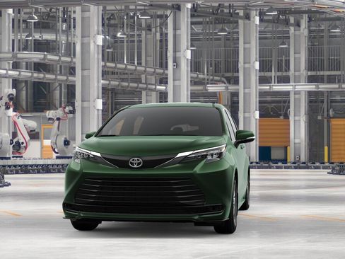 New 2026 Toyota Sienna LE AWD/4WD image 18