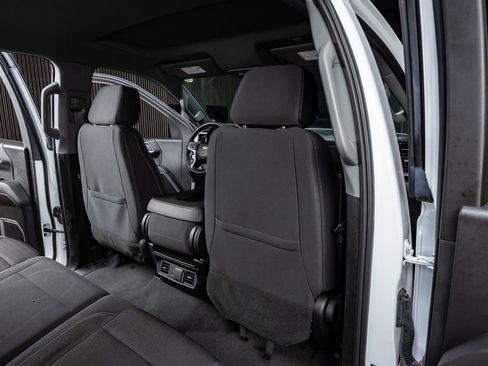 Used 2023 Chevrolet Silverado 1500 LT w/ Z71 Off-Road Package image 31