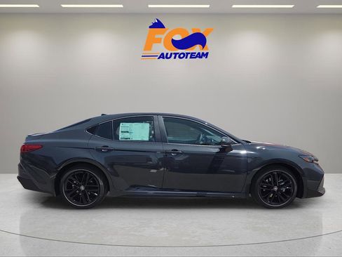 New 2026 Toyota Camry SE image 5