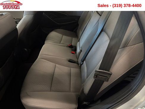 Used 2017 Hyundai Santa Fe Sport image 24