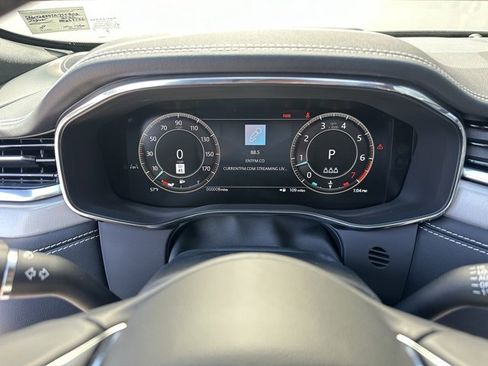 New 2026 Jaguar F-PACE R-Dynamic S image 19