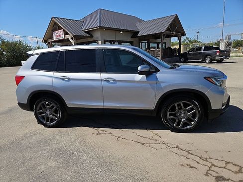 Used 2022 Honda Passport EX-L image 9