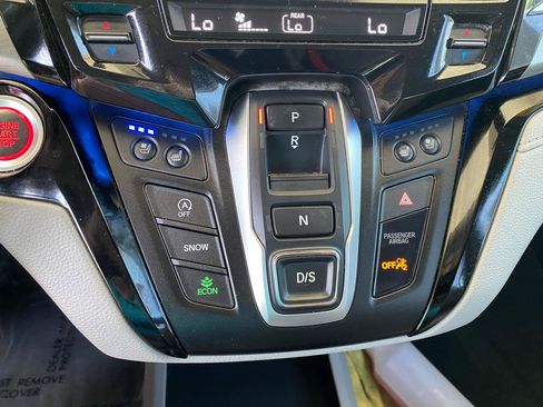 Used 2018 Honda Odyssey Elite image 24