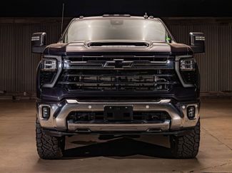 Used 2024 Chevrolet Silverado 3500 LTZ w/ LTZ Plus Package AWD/4WD video 2
