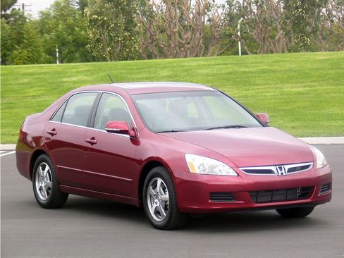 Used 2006 Honda Accord EX-L image 2