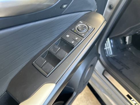 Used 2025 Lexus IS 350 F Sport w/ Navigation Package RWD image 42