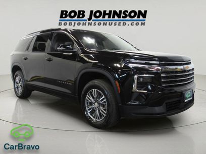 Certified 2025 Chevrolet Traverse LT