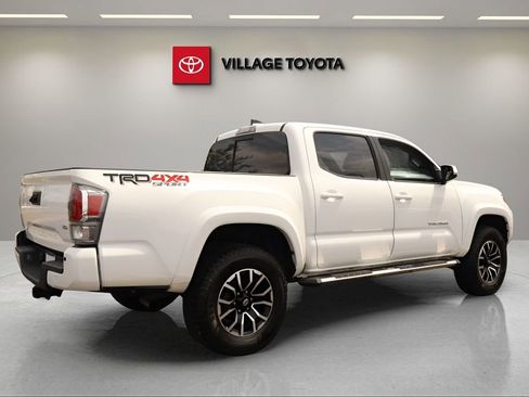 Certified 2021 Toyota Tacoma TRD Sport w/ TRD Premium Sport Package AWD/4WD image 5