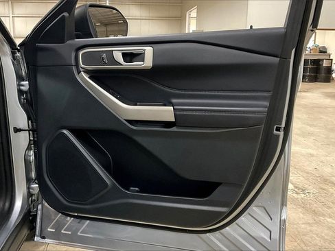 Certified 2023 Ford Explorer XLT w/ Equipment Group 202A image 22